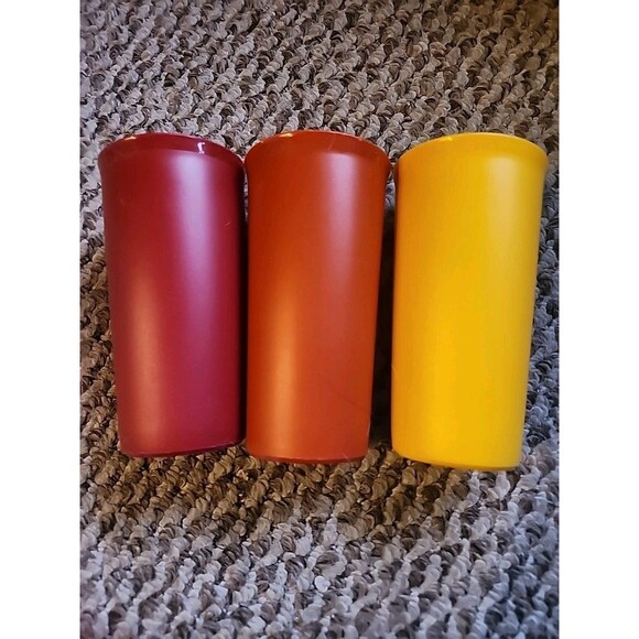 3 Tupperware 116 Tumblers HARVEST COLORS 9 oz 5 Inch Tall Yellow Orange Red - Picture 2 of 9
